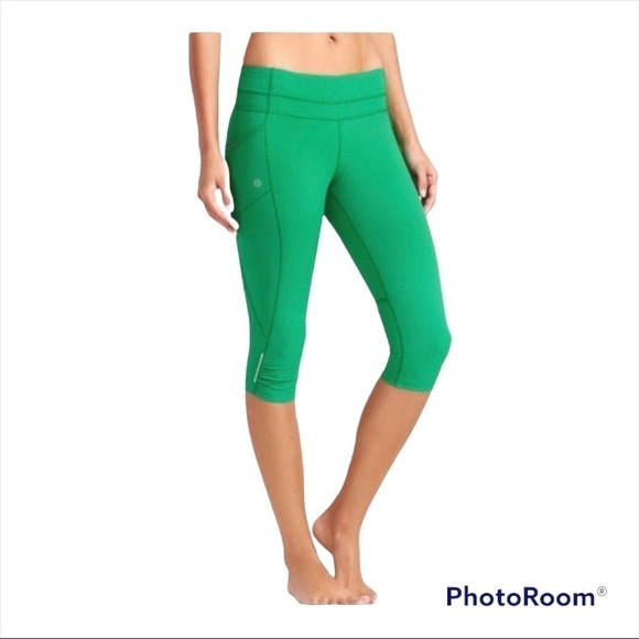 ATHLETA Green Dobby Be Free Knicker Capri Athletic Legging Size Small Workout - Picture 3 of 9